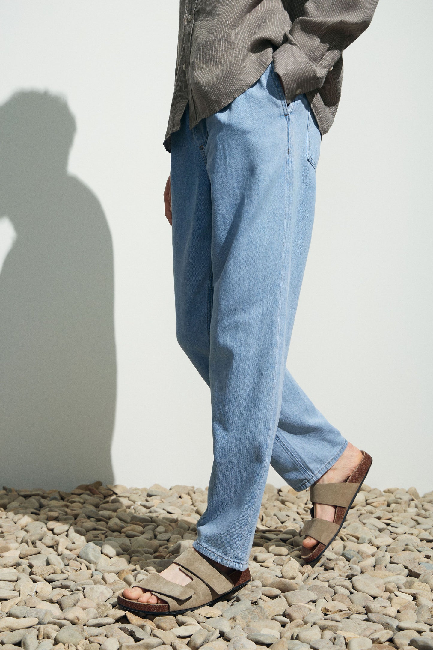 LIGHT BLUE