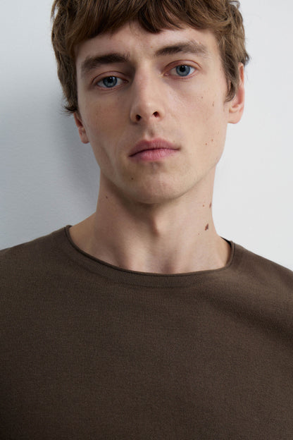 GRAY BROWN