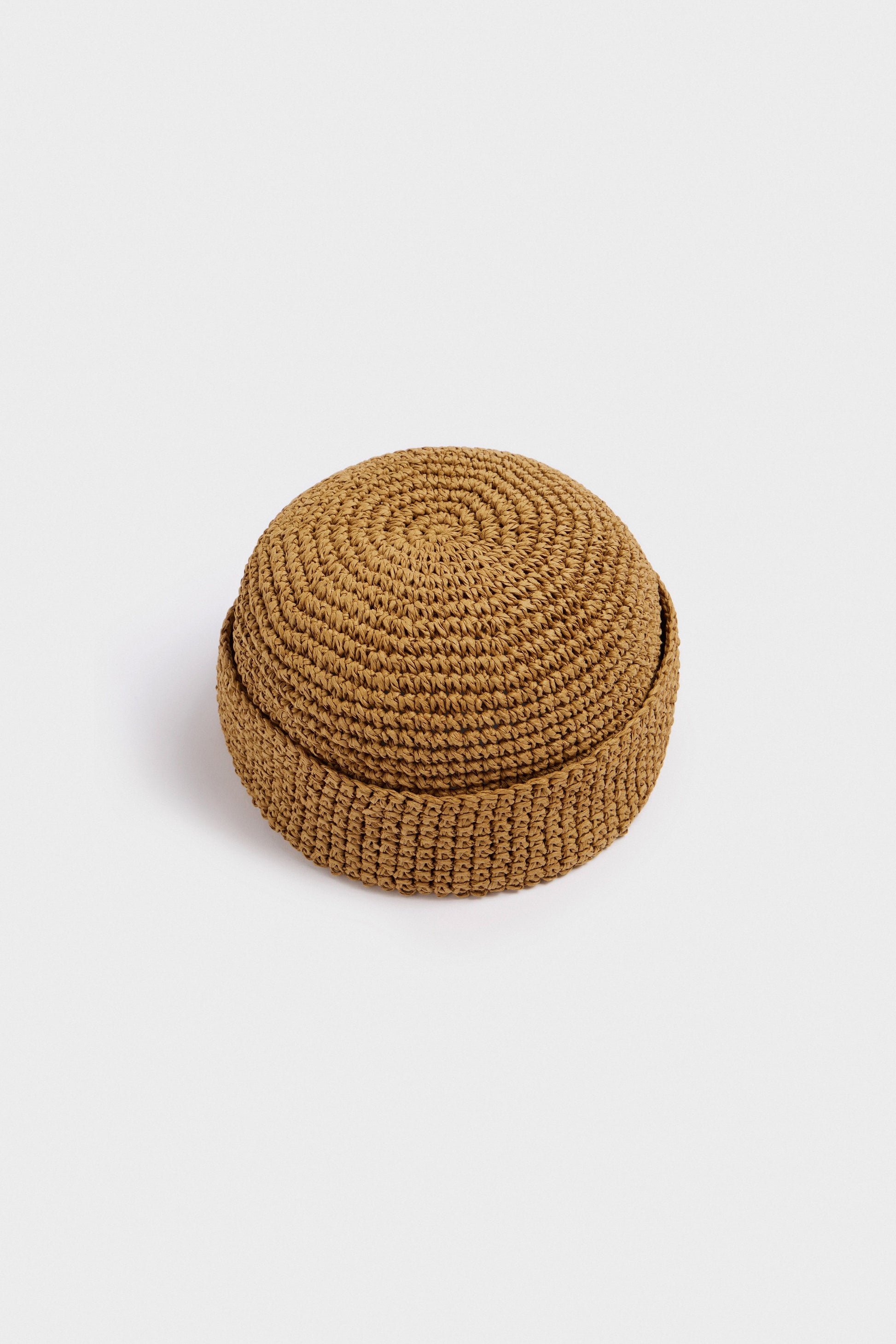 GOLD BEIGE