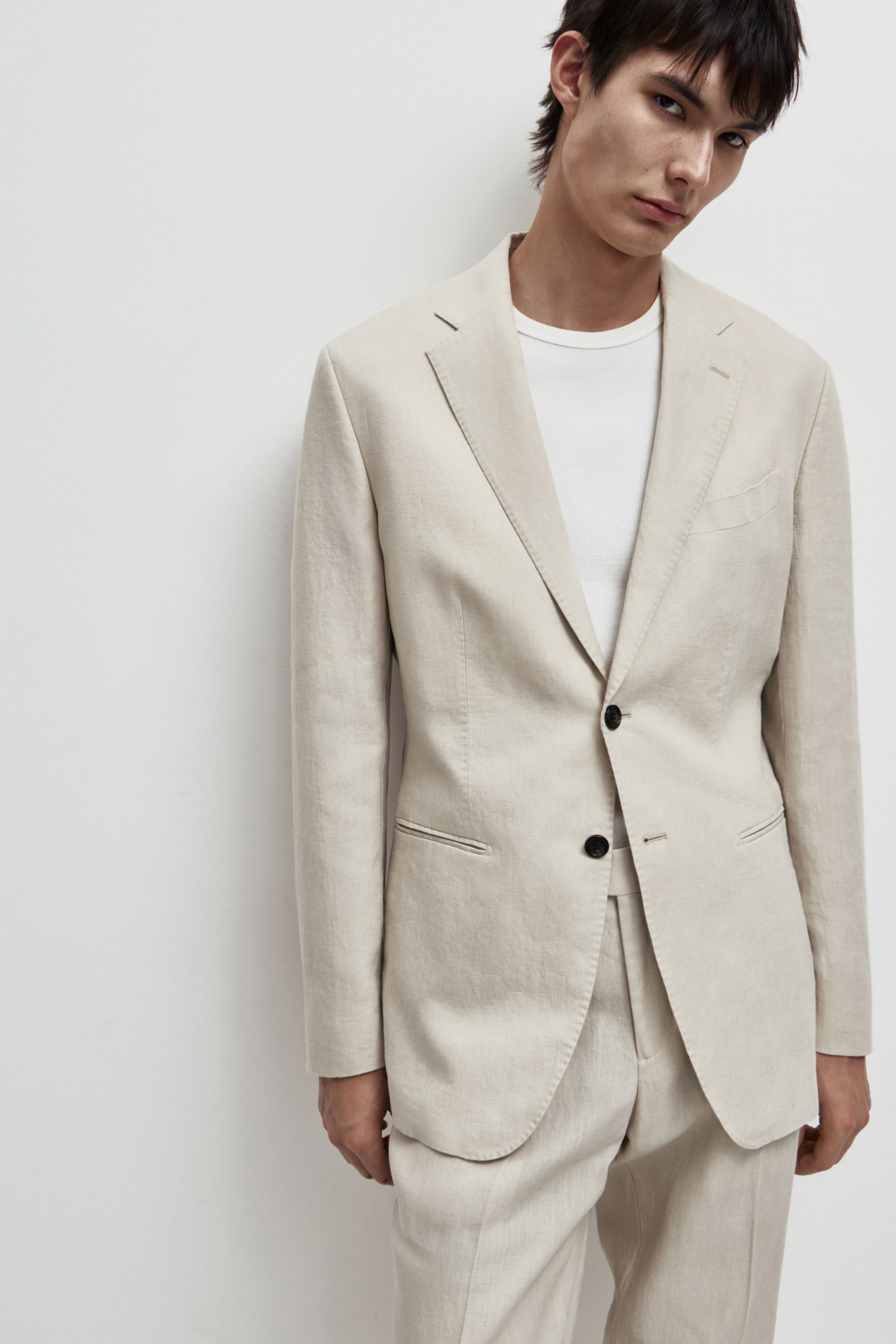 LIGHT BEIGE