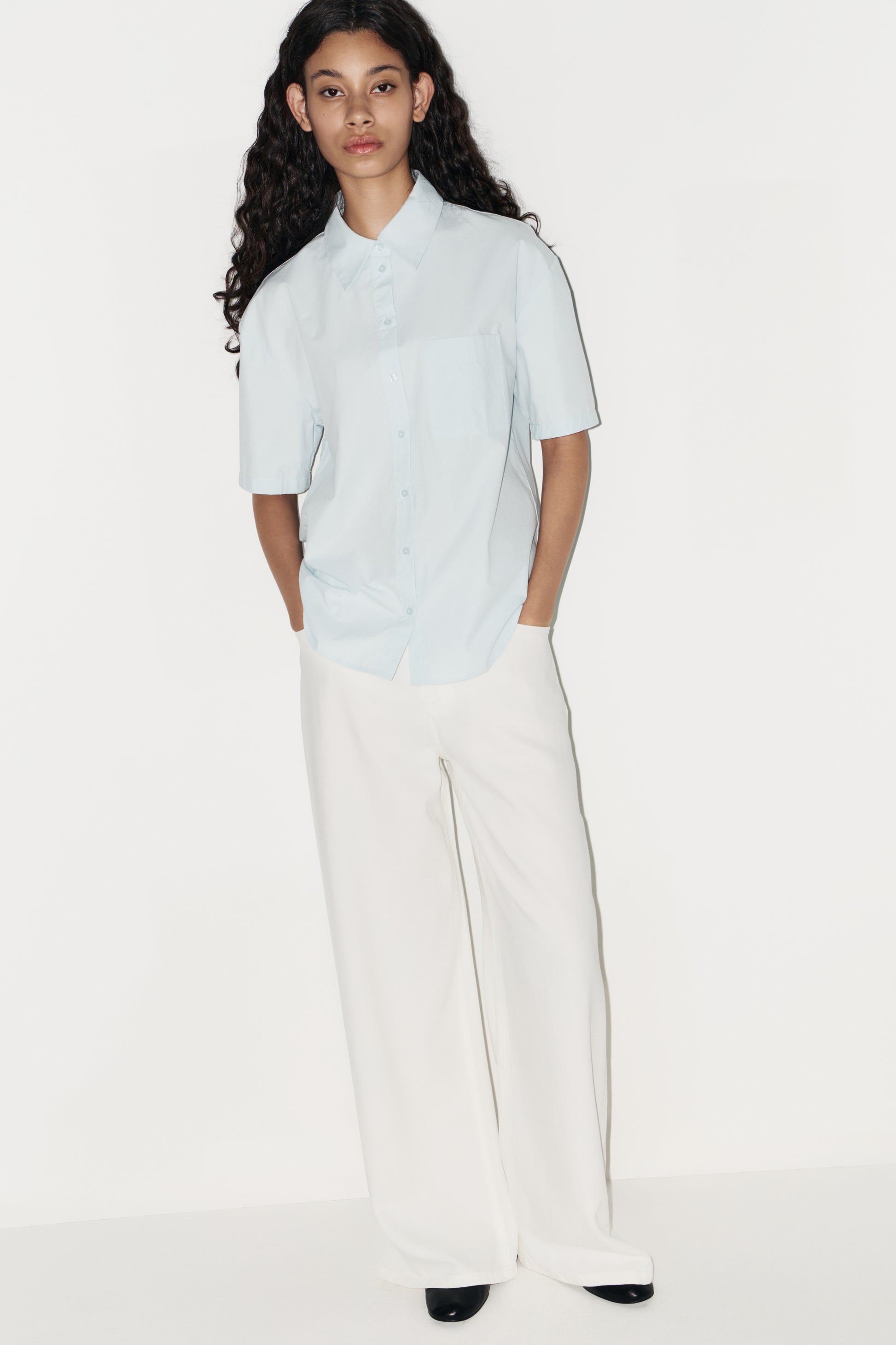 LIGHT BLUE