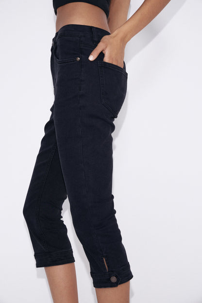 JET BLACK