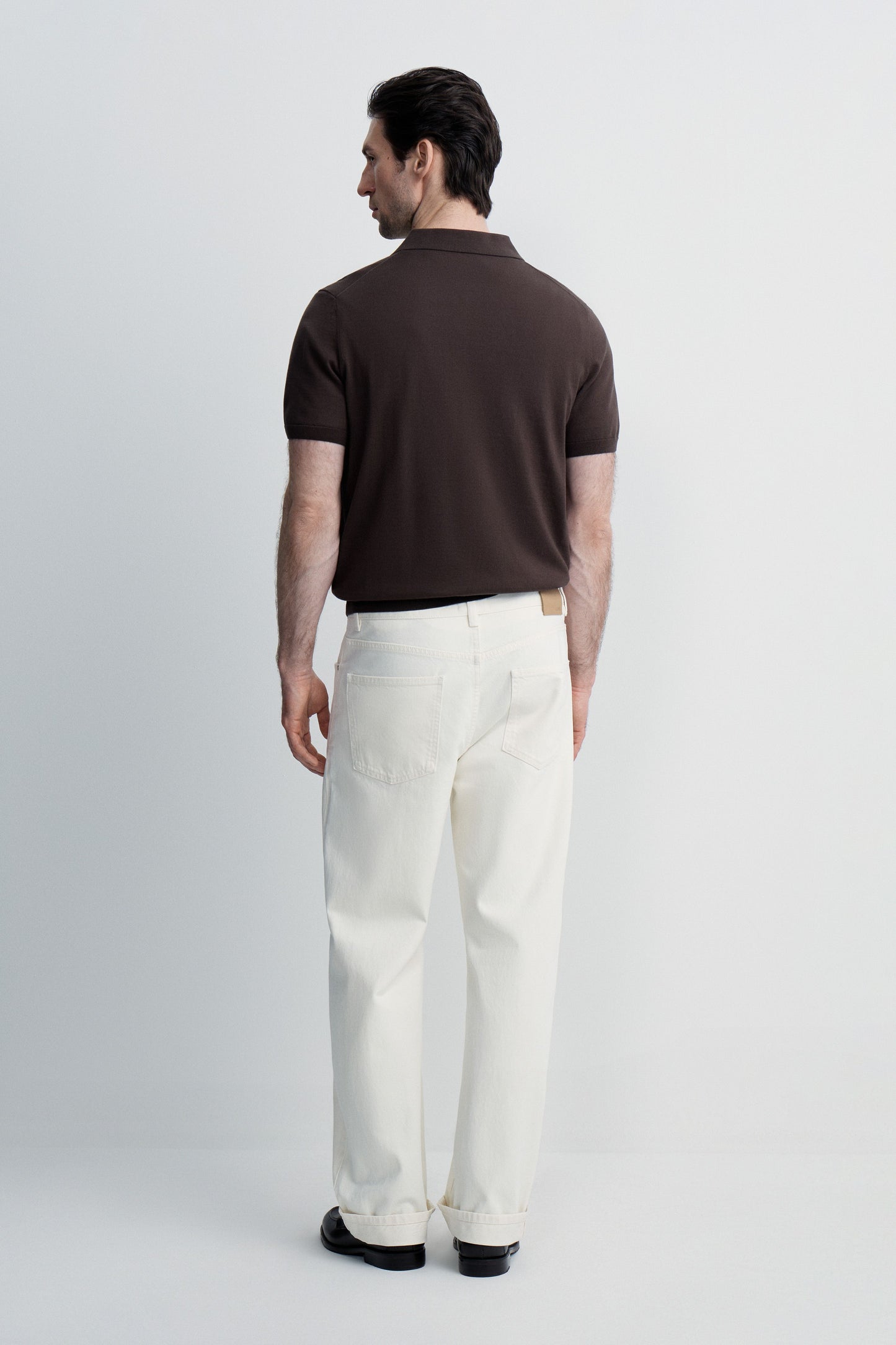 DARK BROWN