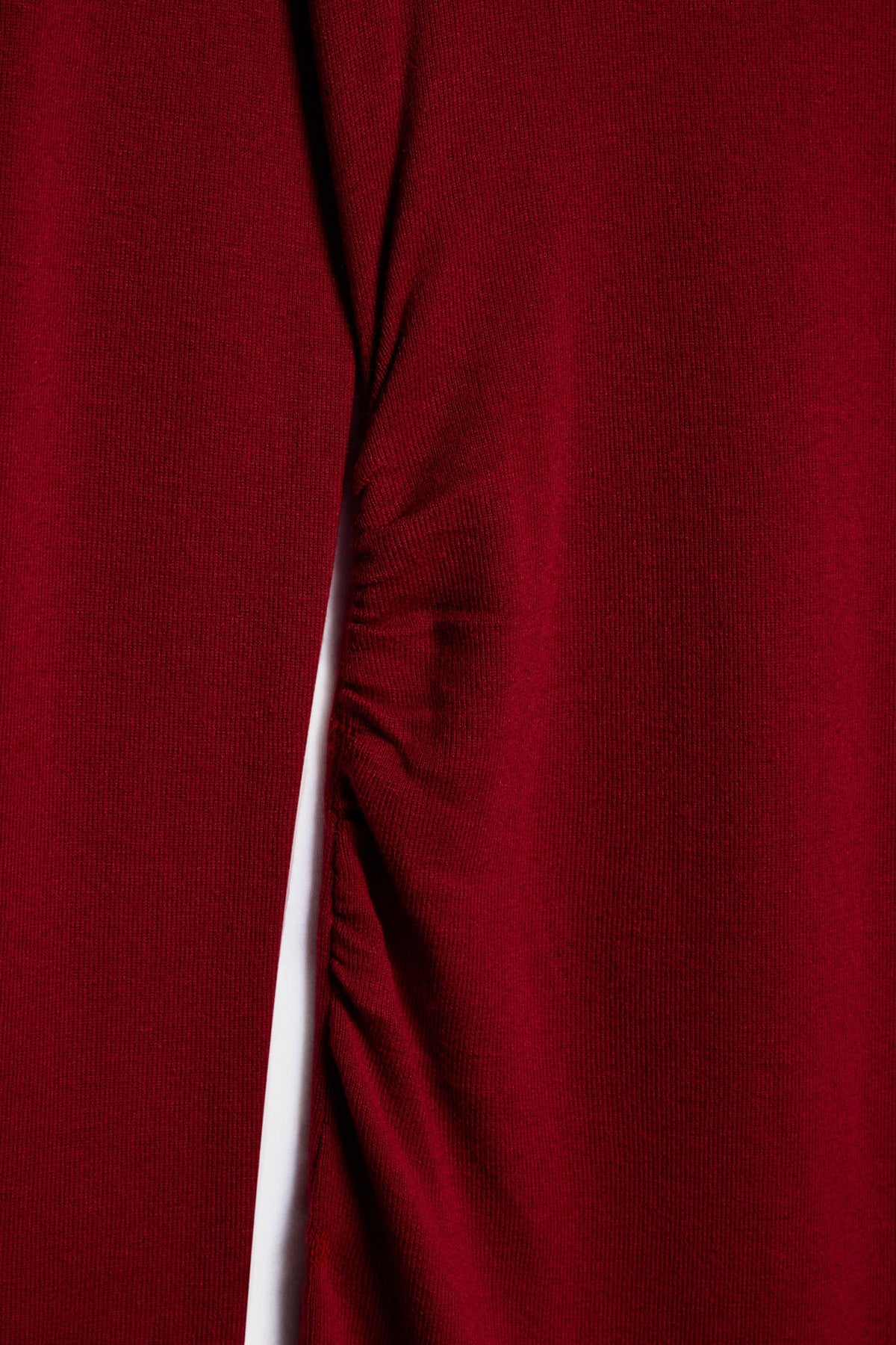 DARK RED
