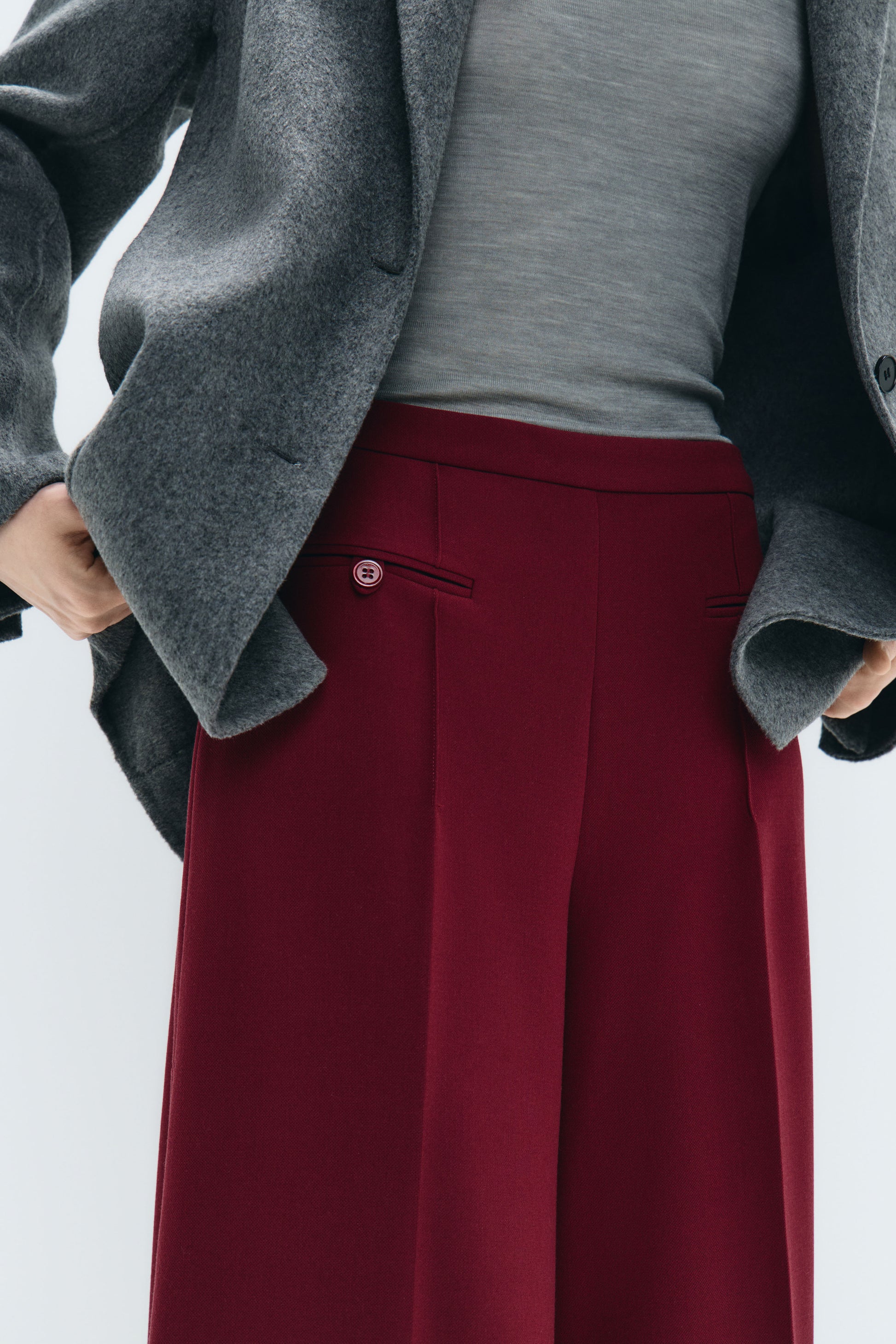 DARK RED