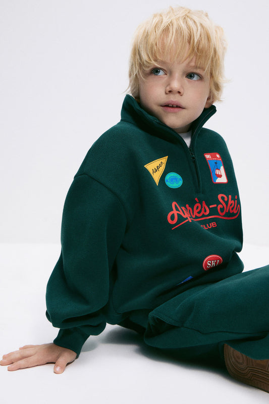 DARK GREEN