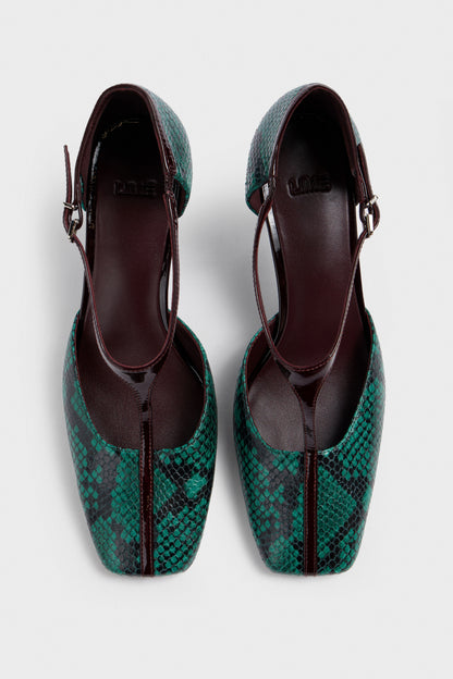 DARK GREEN