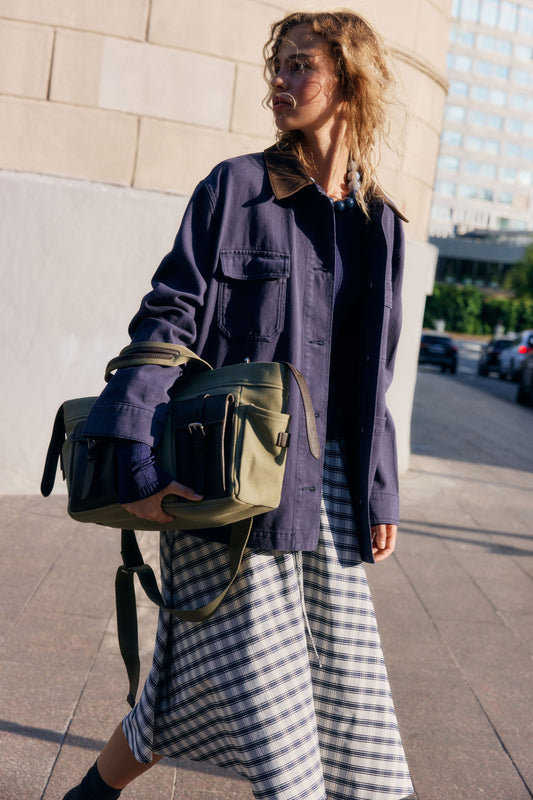 KHAKI