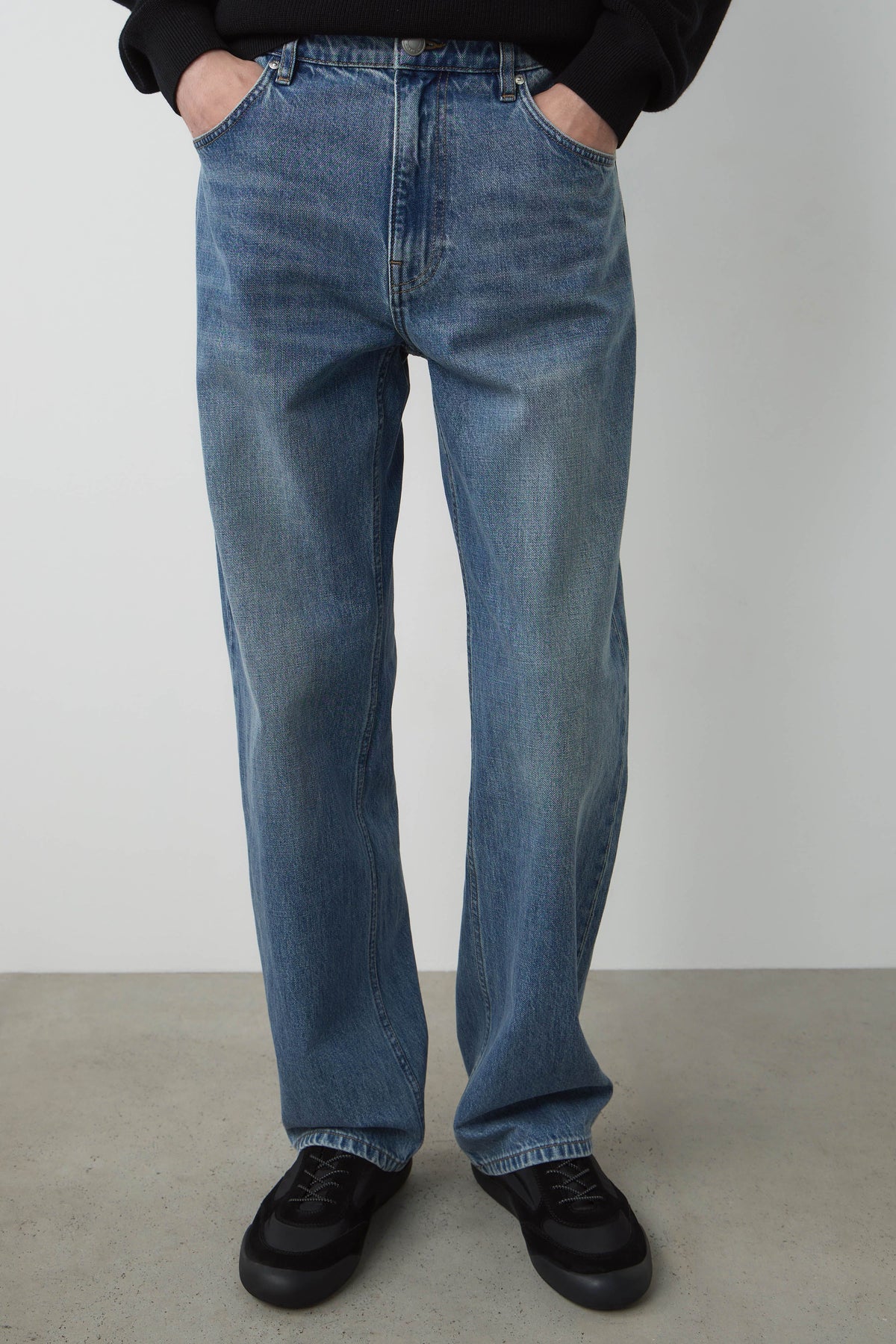 VINTAGE BLUE