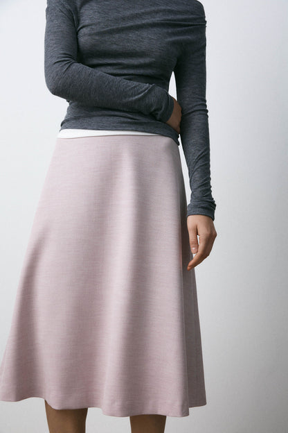 DUSTY ROSE